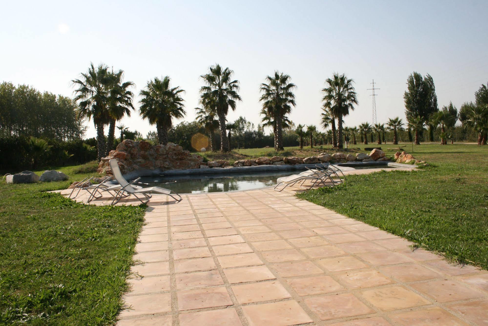 Mas Del Joncar Guest House Sant Pere Pescador Luaran gambar